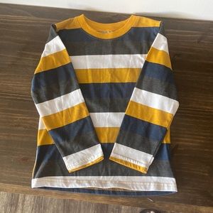 Boys 5T long sleeve